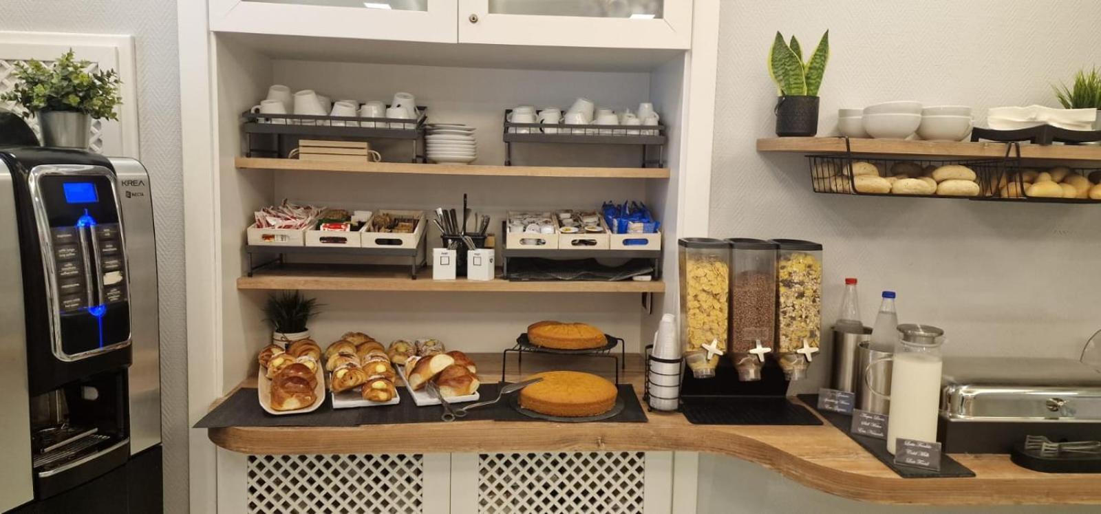 Hotel Potenza Napoli Ngoại thất bức ảnh