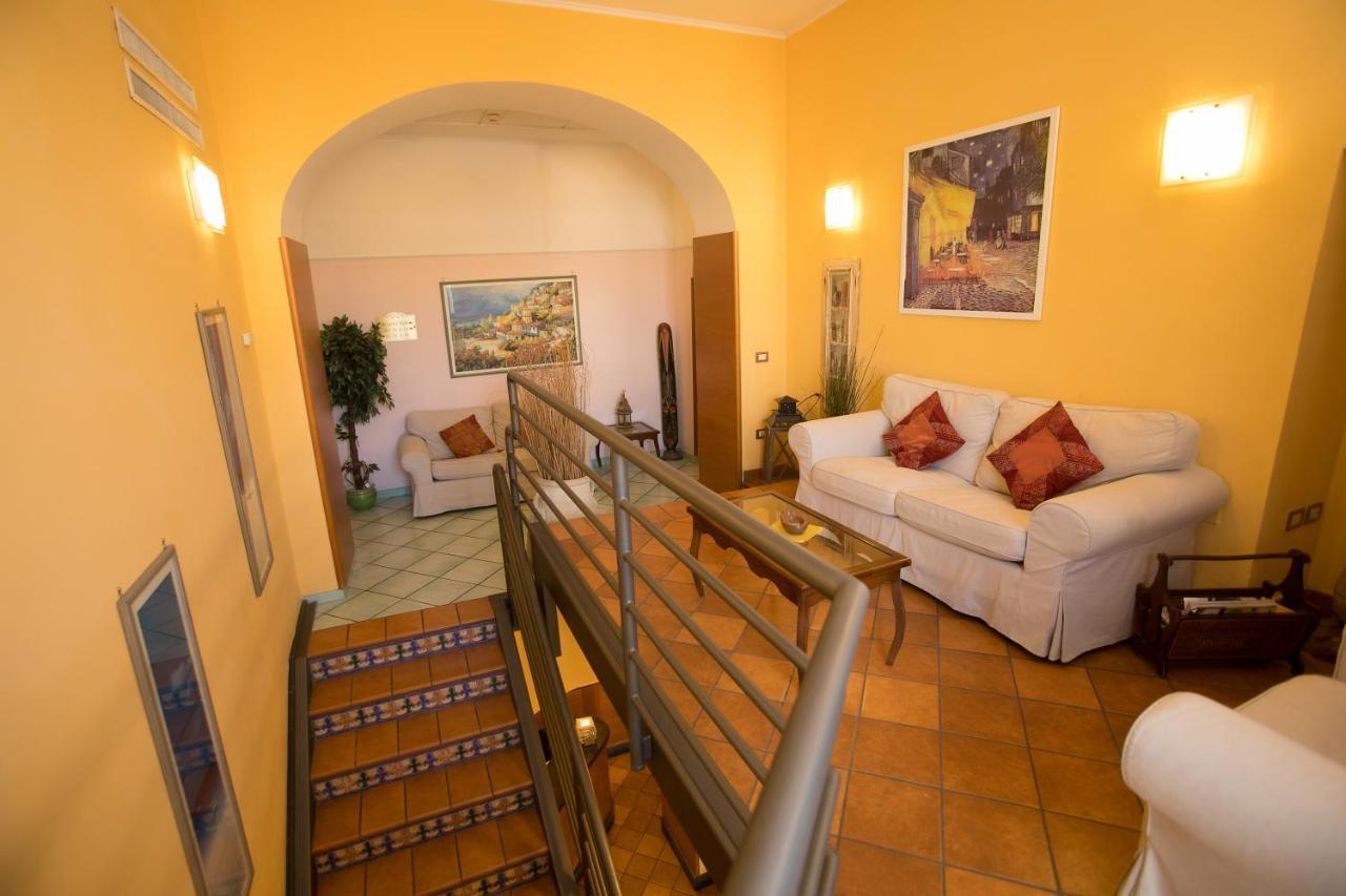 Hotel Potenza Napoli Ngoại thất bức ảnh