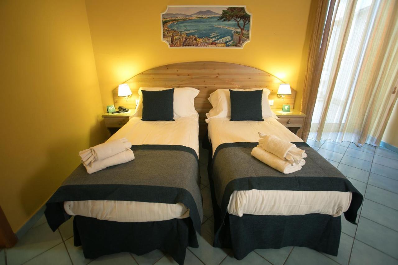 Hotel Potenza Napoli Ngoại thất bức ảnh